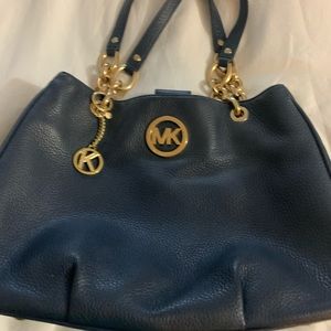 Like NEW M Kors Handbag Purse